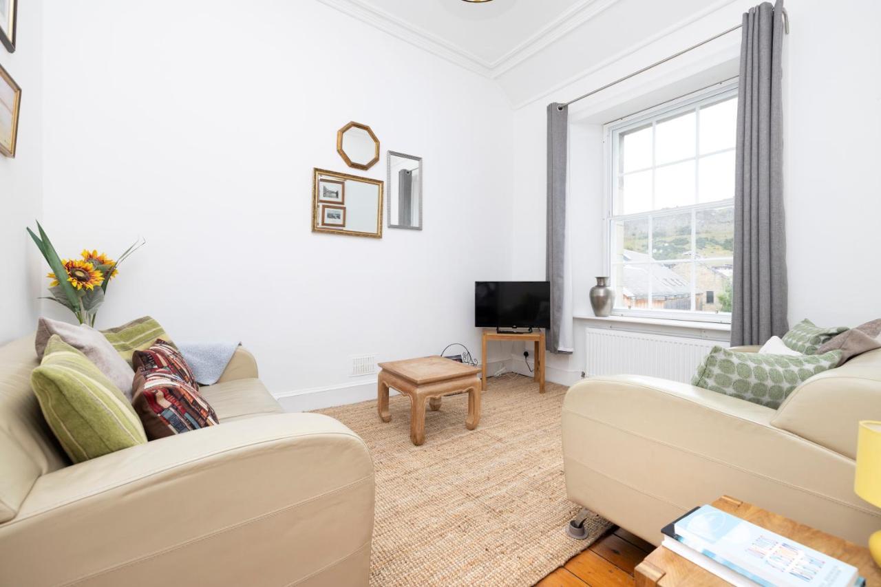 Joivy Cosy Flat In The Heart Of Edinburgh Apartment Bagian luar foto